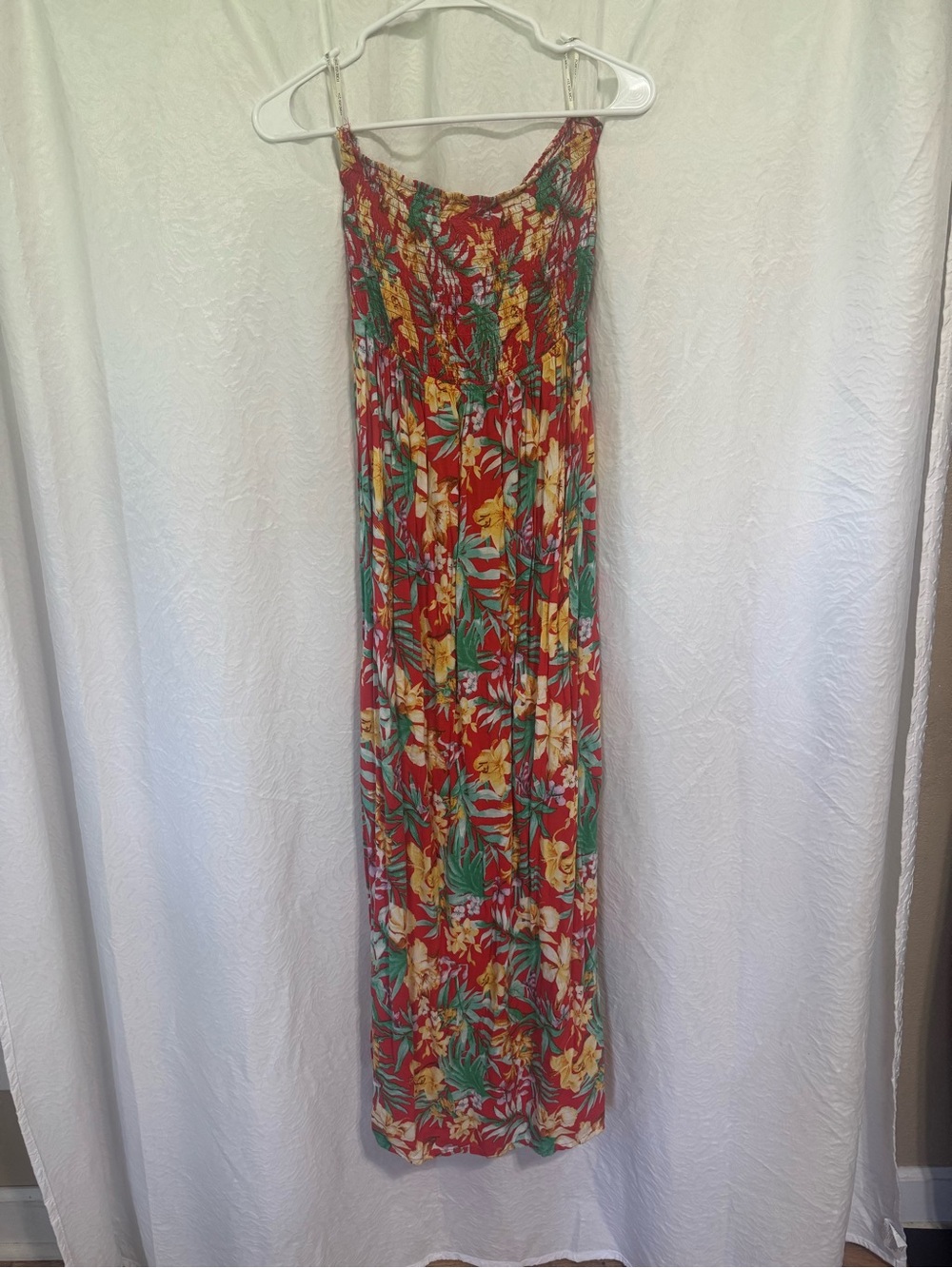 Forever 21 Red Tropical Floral Maxi Dress